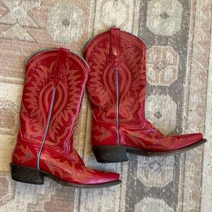 red cowgirl boots